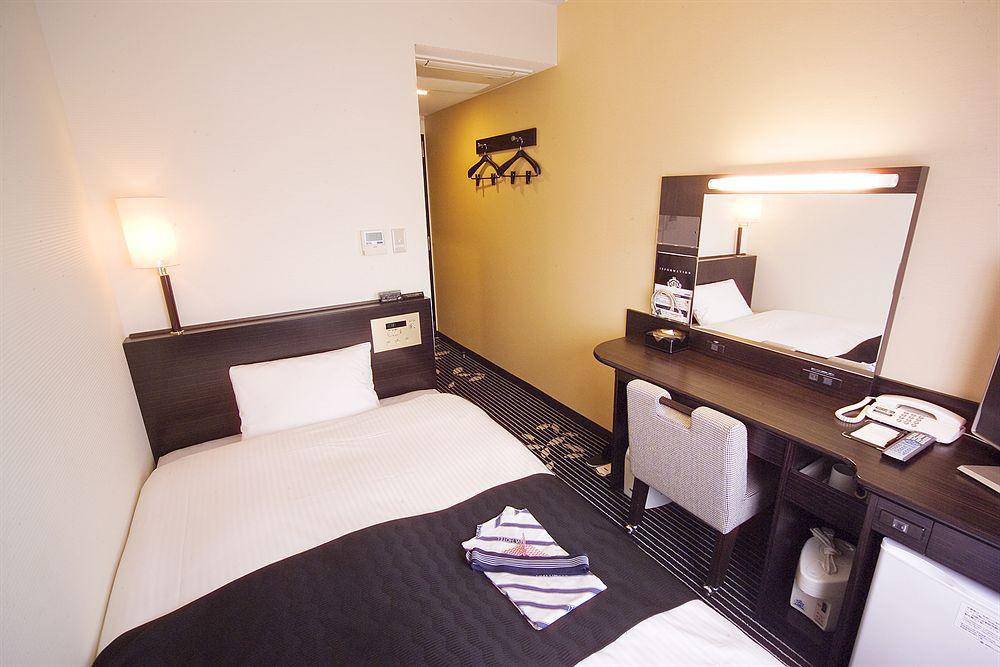 Apa Hotel Sendai Eki Itsutsubashi Exteriör bild